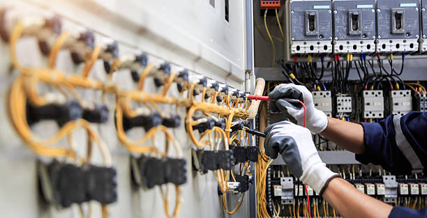 Professional Electrician technician working in Wilkshire Hills, OH